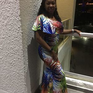 Meet your Posher, Makesha